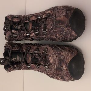 Realtree Boys Camouflage Outdoor Hiking Boots. Lace Up. Size 5